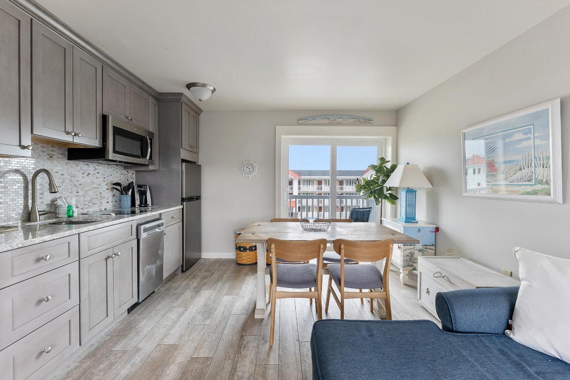 Beachcomber Resort Avalon Kültér fotó