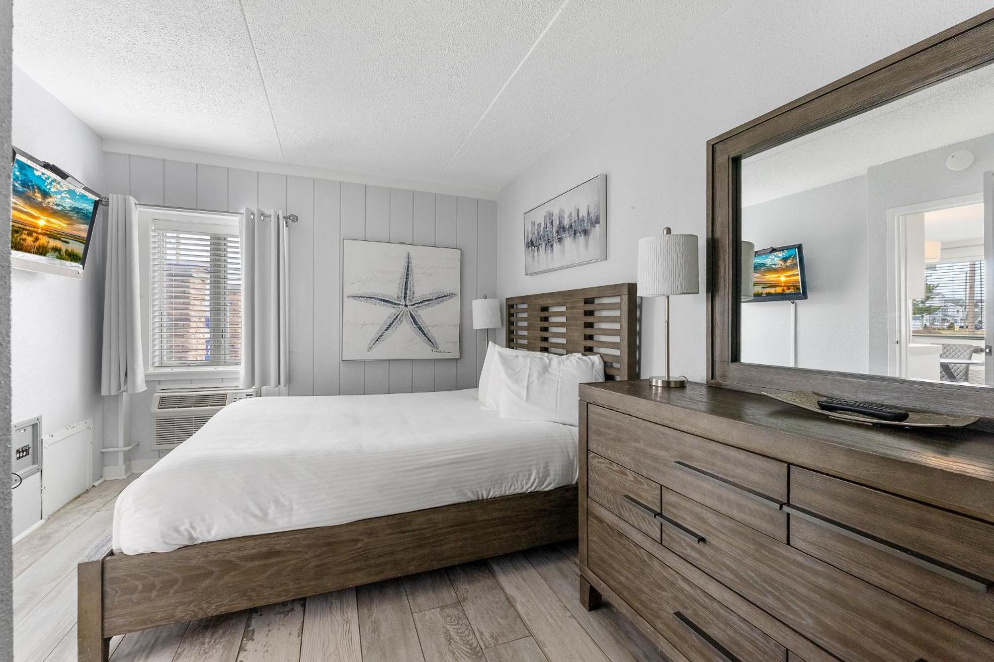 Beachcomber Resort Avalon Kültér fotó